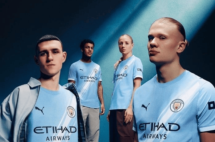 曼城肠子悔青！34岁弃将2场造4球，欧冠反戈旧主恐引爆更衣室