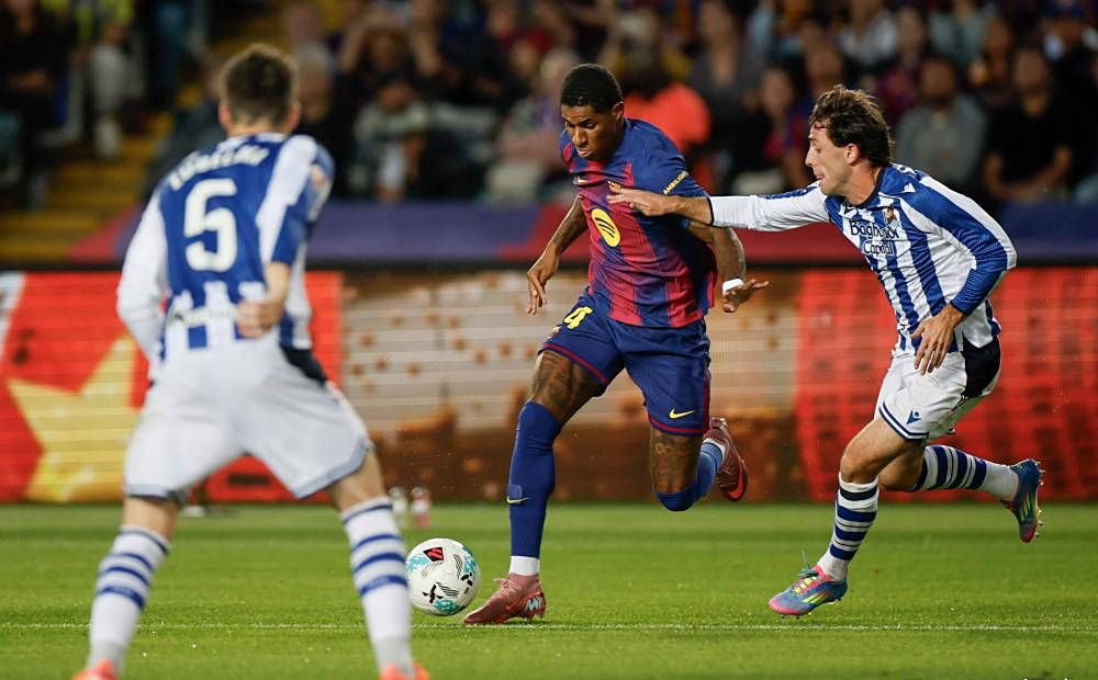 西甲伤病潮升级!巴萨皇马争冠前路艰难